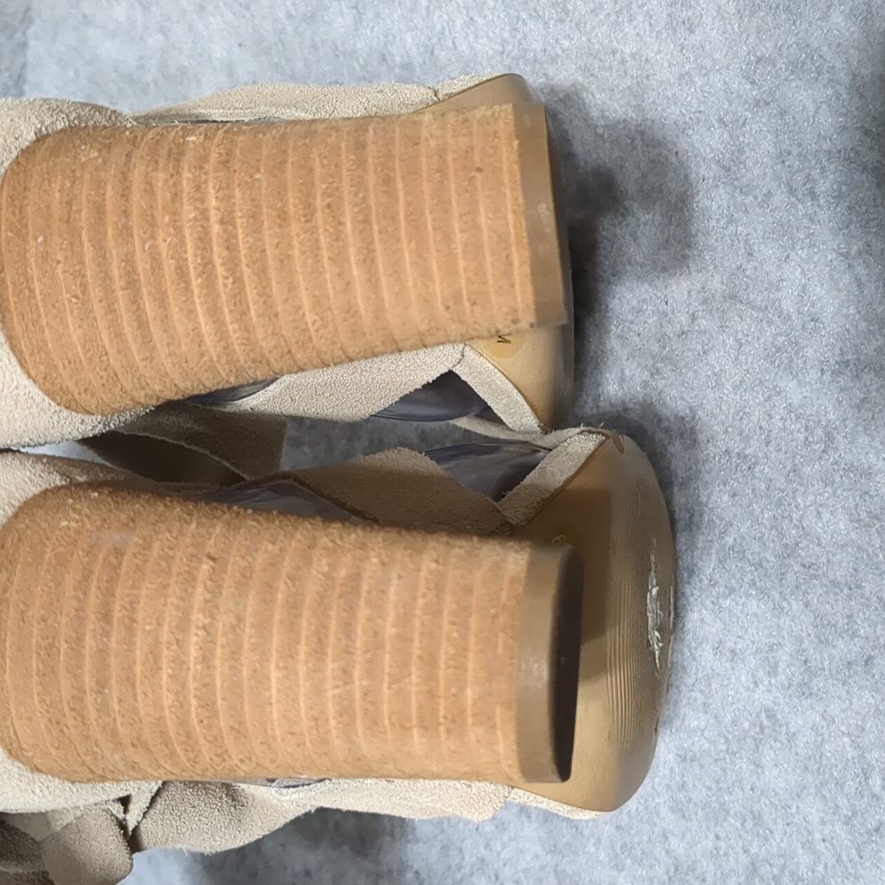 Gianni Bini Sand Suede Ankle Tie Block Heel Sandal Size 6.5 - Picture 10 of 12